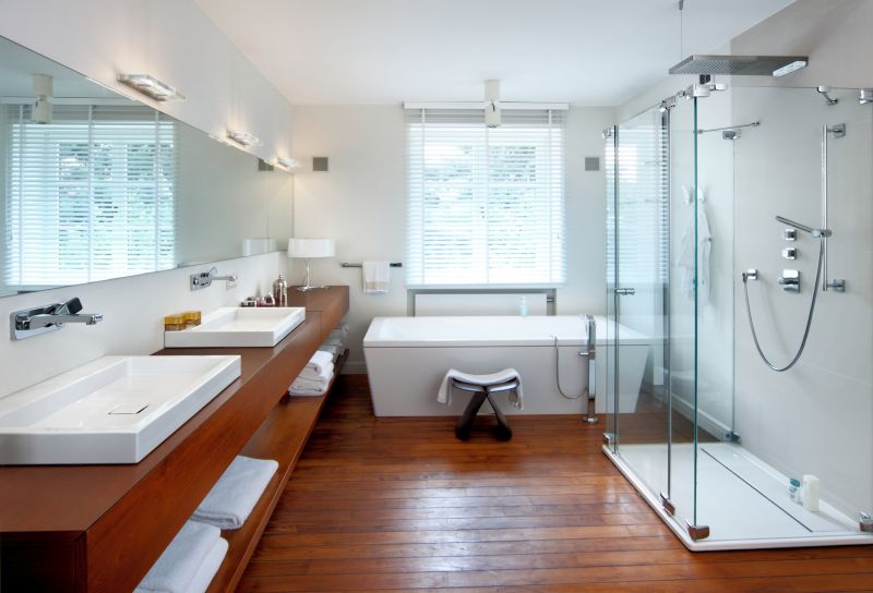 Modern Master Bathrooms